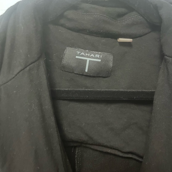 Tahari Soft Blazer, Size Large - Picture 4 of 7